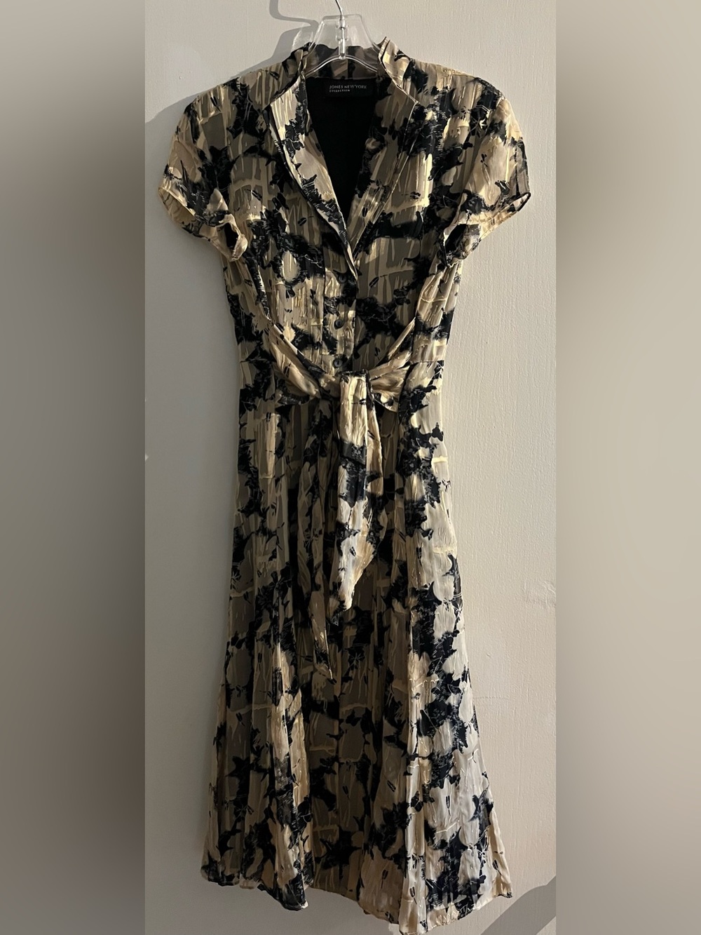 Vintage Jones New York
Collection short-sleeve shirt dress